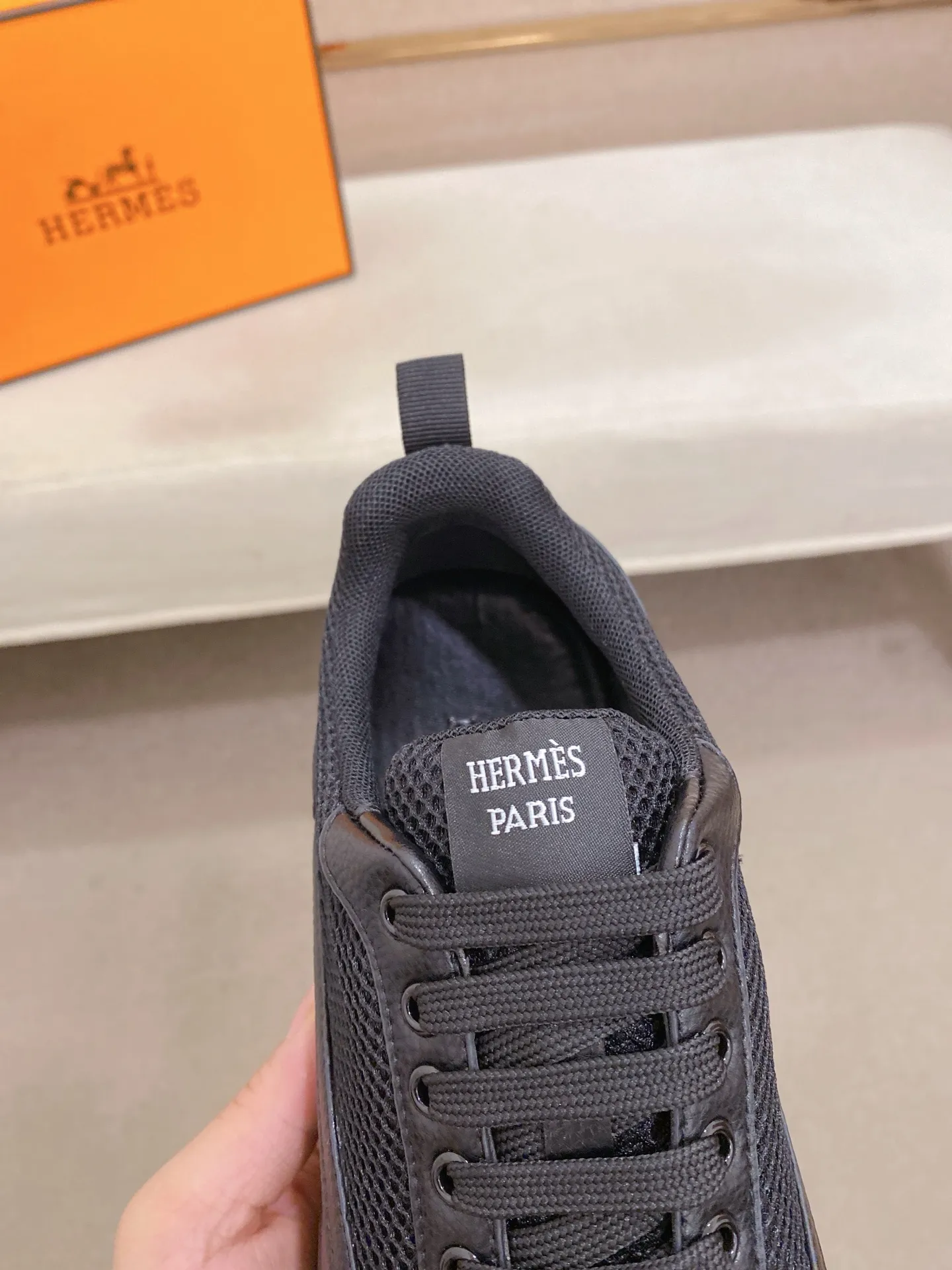 Men's clothing and shoes💰: 462💰《HERMES》【Classic Original Version】Hermès; Top 🔝 Purchasing Agency 🔍🔍Men's latest 🇺🇸 counters are on sale simultaneously, imported from Italy original ▲▲cowhide ▲▲ (high-end, extravagant and classy) ) Exquisite workmanship (Italian 🇮🇹 imported water-dyed 🐂 cowhide lining) sole: original sole provided by the original factory, ⚠️exclusive double-layer activity·TPR·rubber·combined molded outsole; super comfortable·wear-resistant·non-slip·environmental protection The real thing is more beautiful if you take the real thing (high quality, follow the order). You can enter and exit the counter at will * Number of yards: 38-44 (45 can be customized and cannot be returned or exchanged)